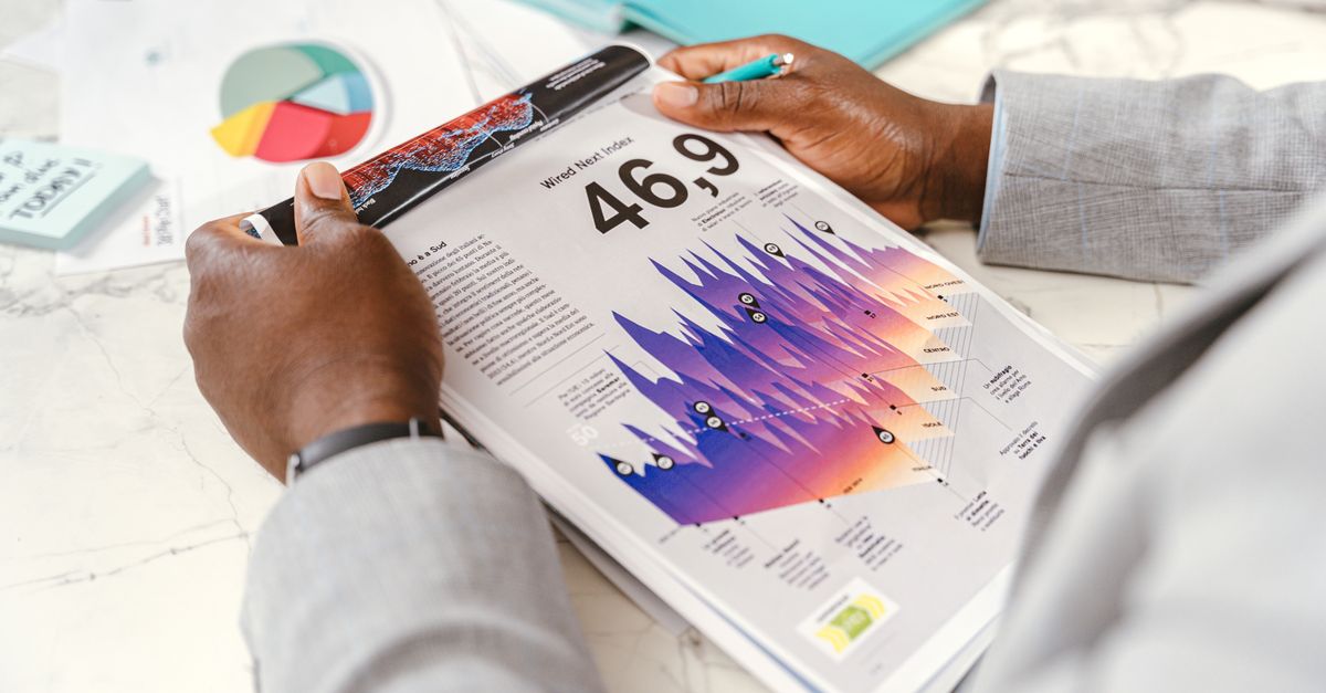 Teknik SEO ve meta optimizasyonu ile erişilebilir web deneyimini değerlendiren ekip